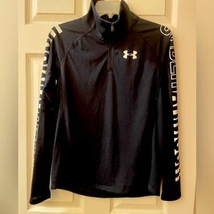 Boys XL: Under Armour Long Sleeve Black /White 1/4 Zip up Activewear Shirt